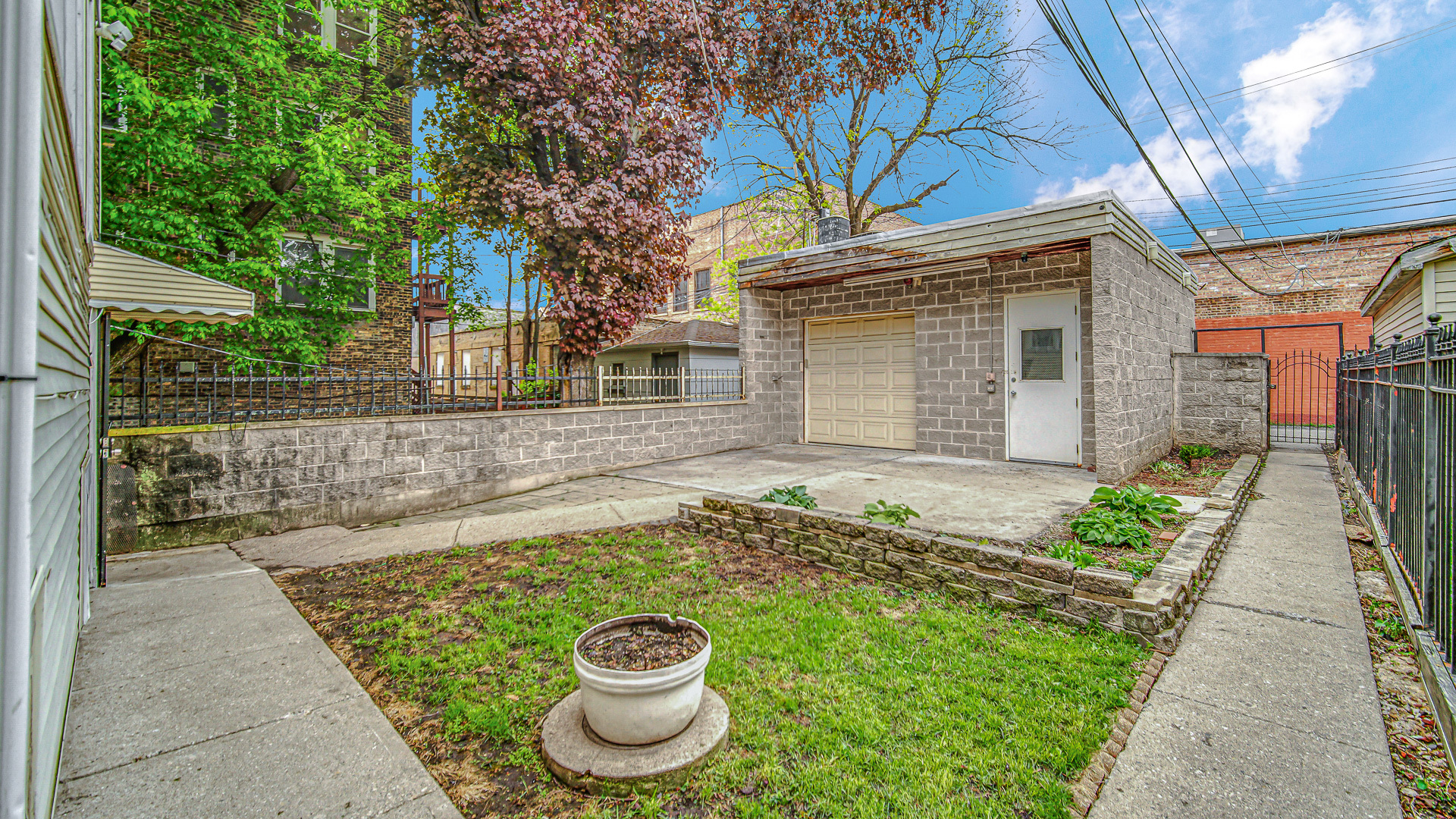 3424 West Parker Avenue Chicago IL 60647