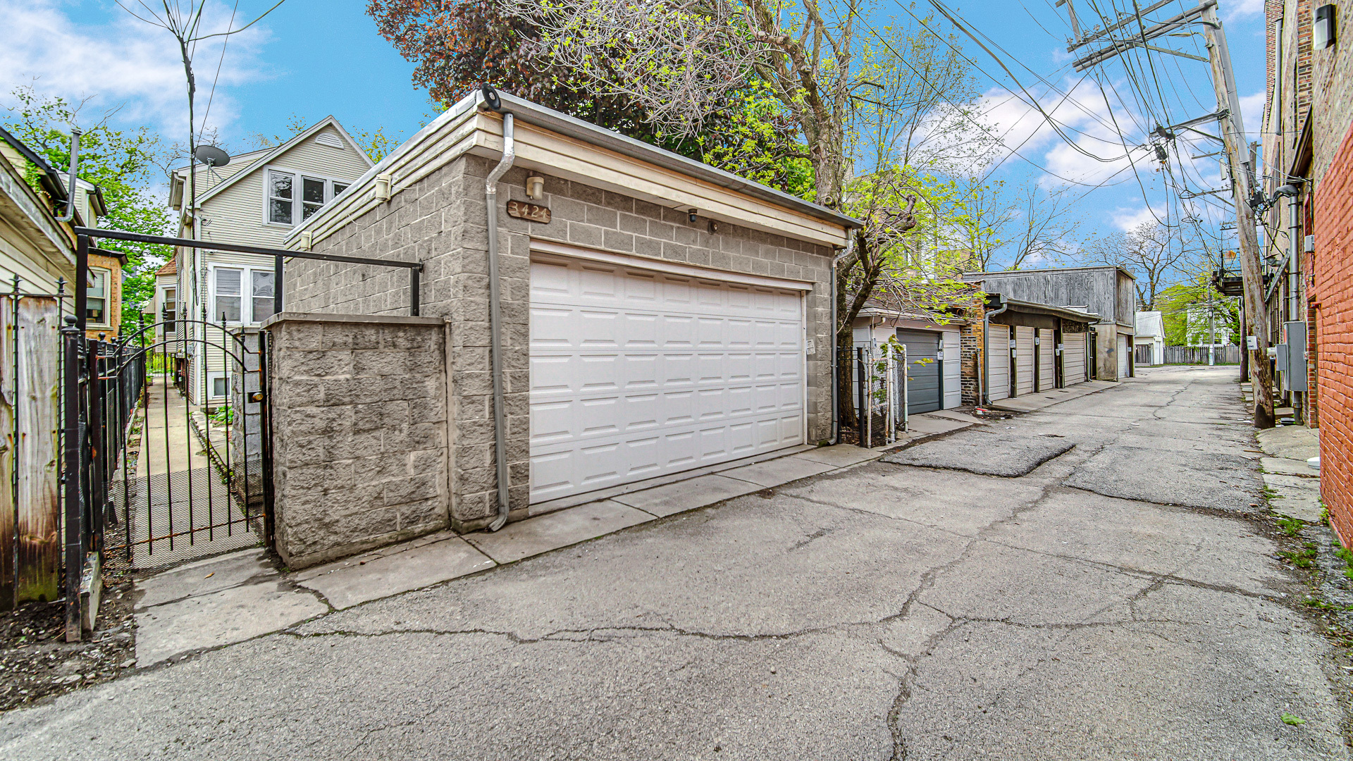 3424 West Parker Avenue Chicago IL 60647