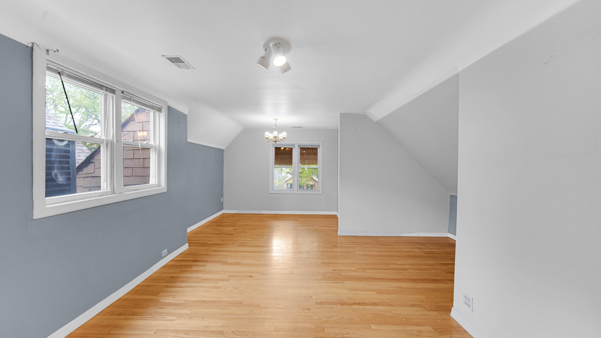 3424 West Parker Avenue Chicago IL 60647