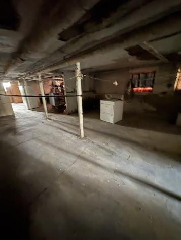 7811 South East End Avenue Chicago IL 60649
