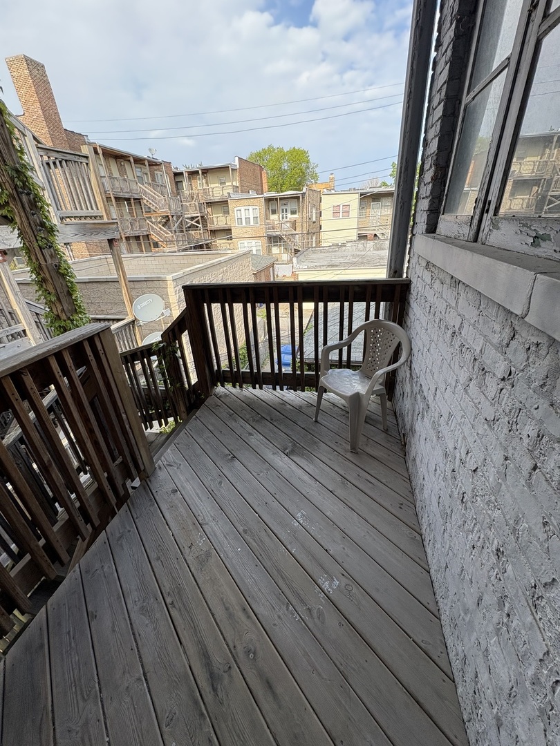 7811 South East End Avenue Chicago IL 60649