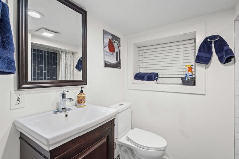 5226 West Eddy Street Chicago IL 60641