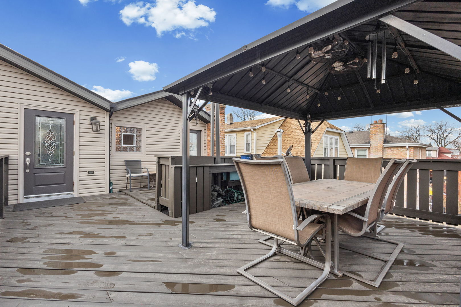 5226 West Eddy Street Chicago IL 60641