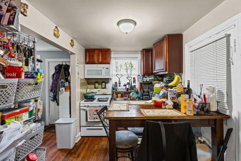 5226 West Eddy Street Chicago IL 60641