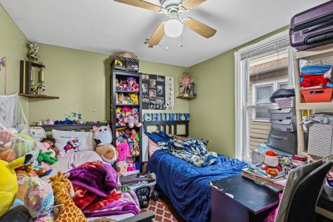 5226 West Eddy Street Chicago IL 60641
