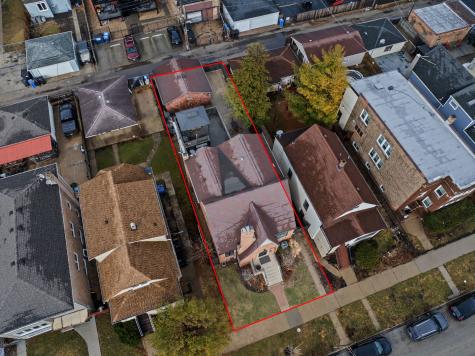 5226 West Eddy Street Chicago IL 60641