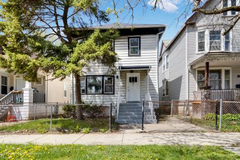 10722 South Prairie Avenue Chicago IL 60628