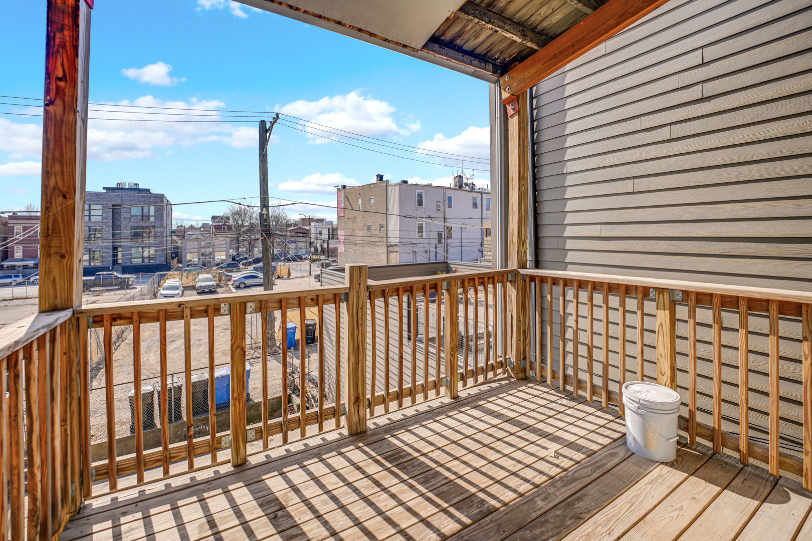2333 West Montana Street Chicago IL 60647