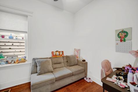 2333 West Montana Street Chicago IL 60647