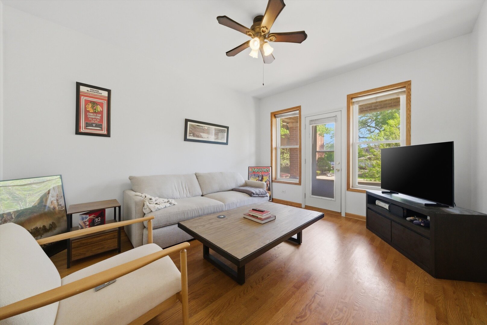 4916 West Hutchinson Street Chicago IL 60641