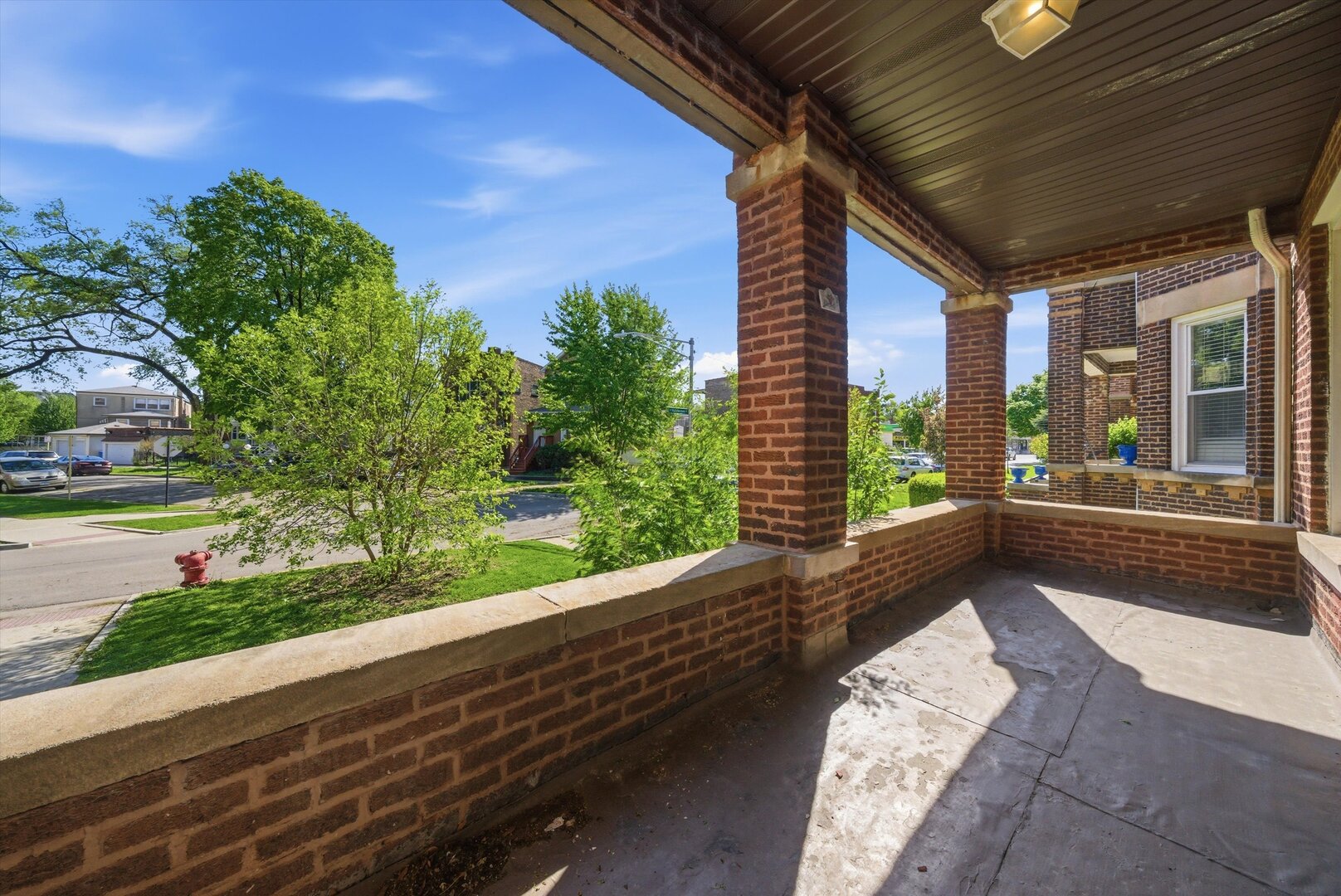 4916 West Hutchinson Street Chicago IL 60641