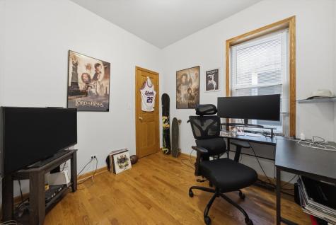 4916 West Hutchinson Street Chicago IL 60641