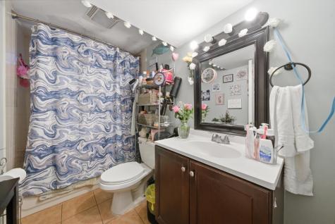 4916 West Hutchinson Street Chicago IL 60641