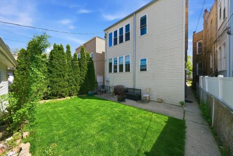 4916 West Hutchinson Street Chicago IL 60641