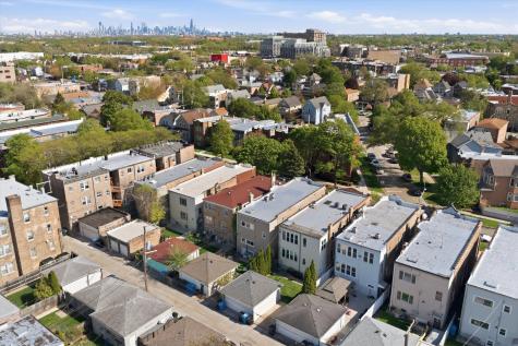 4916 West Hutchinson Street Chicago IL 60641