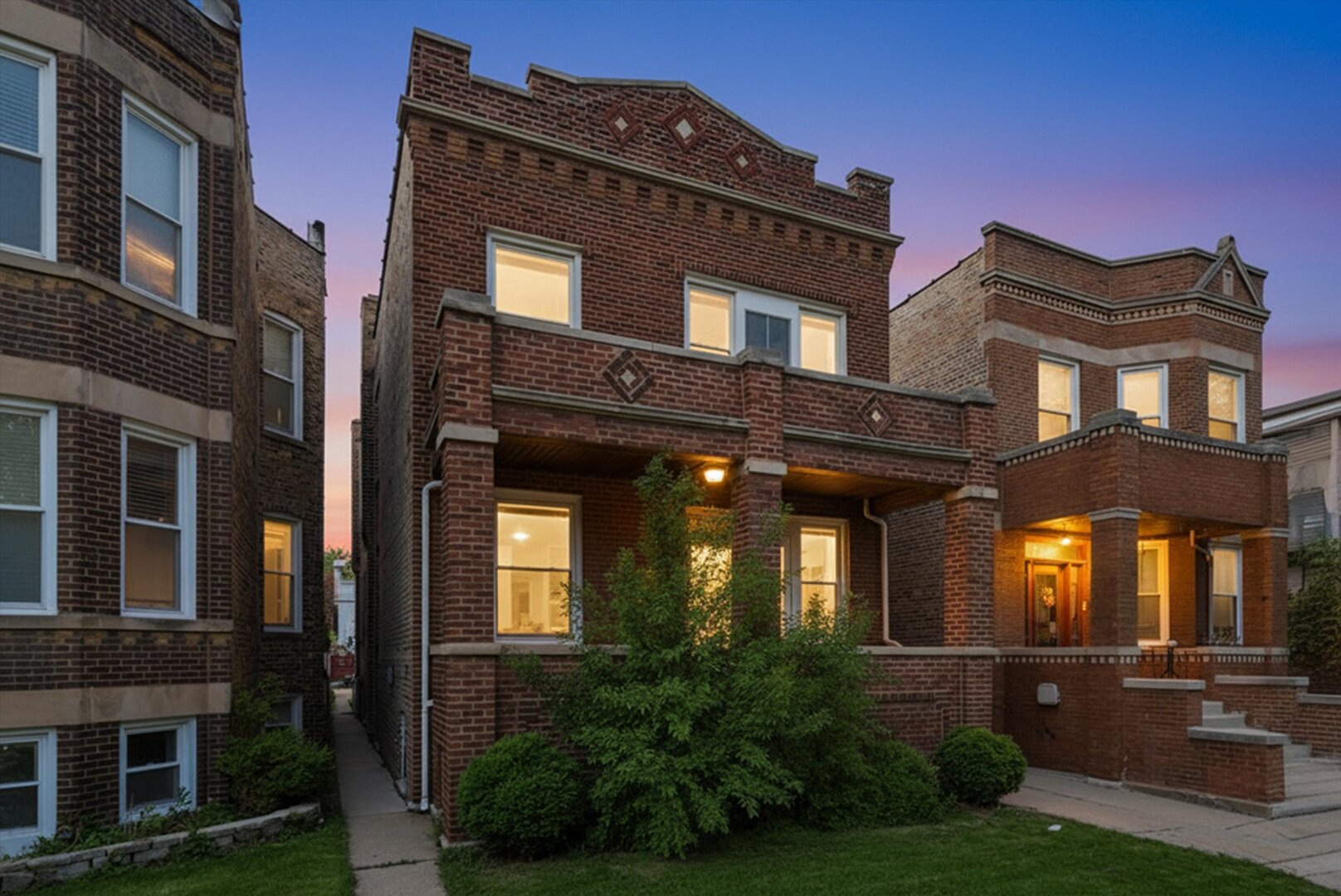 4916 West Hutchinson Street Chicago IL 60641