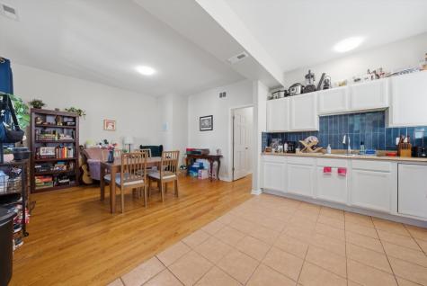4916 West Hutchinson Street Chicago IL 60641