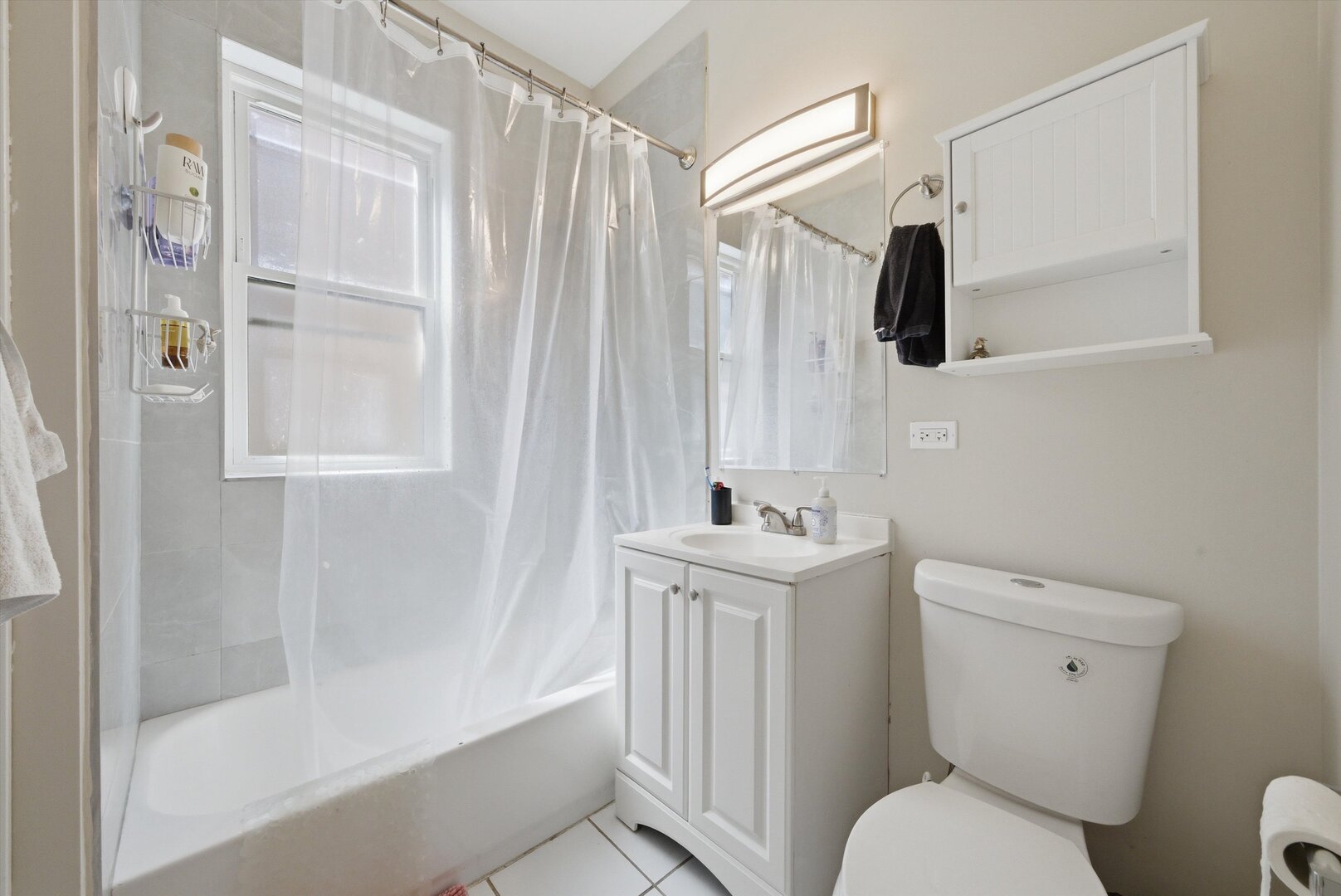 4916 West Hutchinson Street Chicago IL 60641
