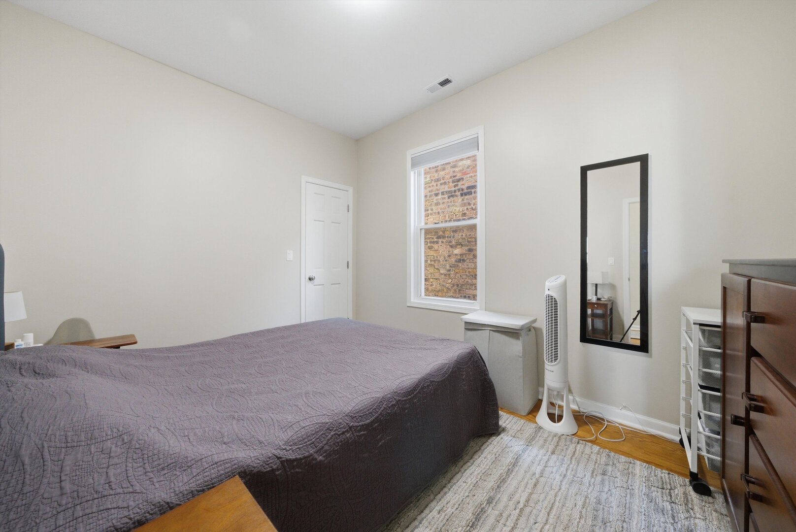 4916 West Hutchinson Street Chicago IL 60641