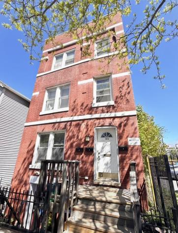 944 West 18th Street Chicago IL 60608