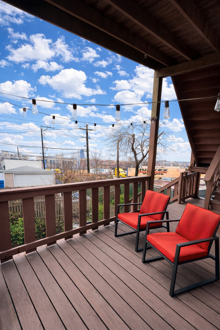 944 West 18th Street Chicago IL 60608