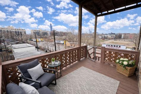 944 West 18th Street Chicago IL 60608