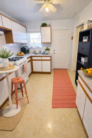 944 West 18th Street Chicago IL 60608