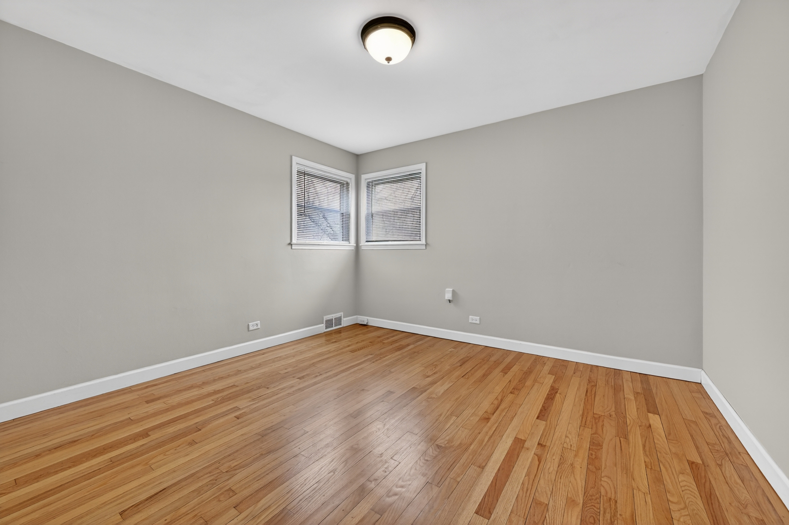 4311 North Melvina Avenue Chicago IL 60634