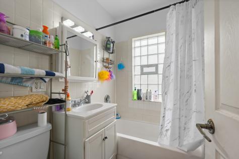 6316 West Warwick Avenue Chicago IL 60634