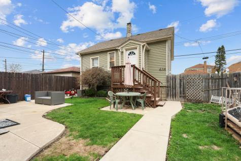 6316 West Warwick Avenue Chicago IL 60634