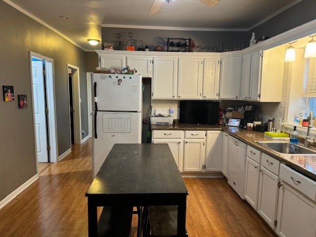 5520 South New England Avenue Chicago IL 60638