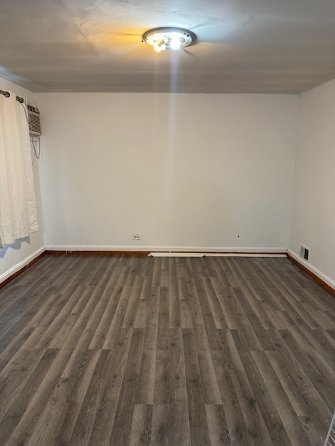 5520 South New England Avenue Chicago IL 60638