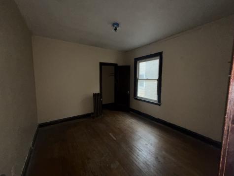 8236 South May Street Chicago IL 60620