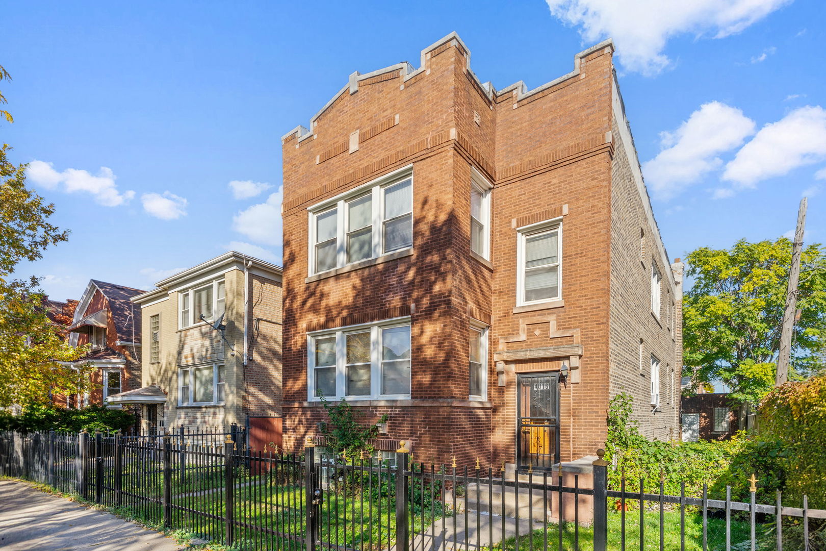 4016 West Crystal Street Chicago IL 60651
