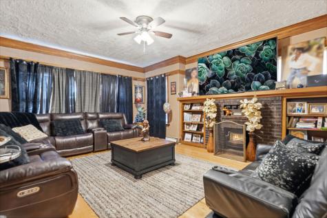 4016 West Crystal Street Chicago IL 60651