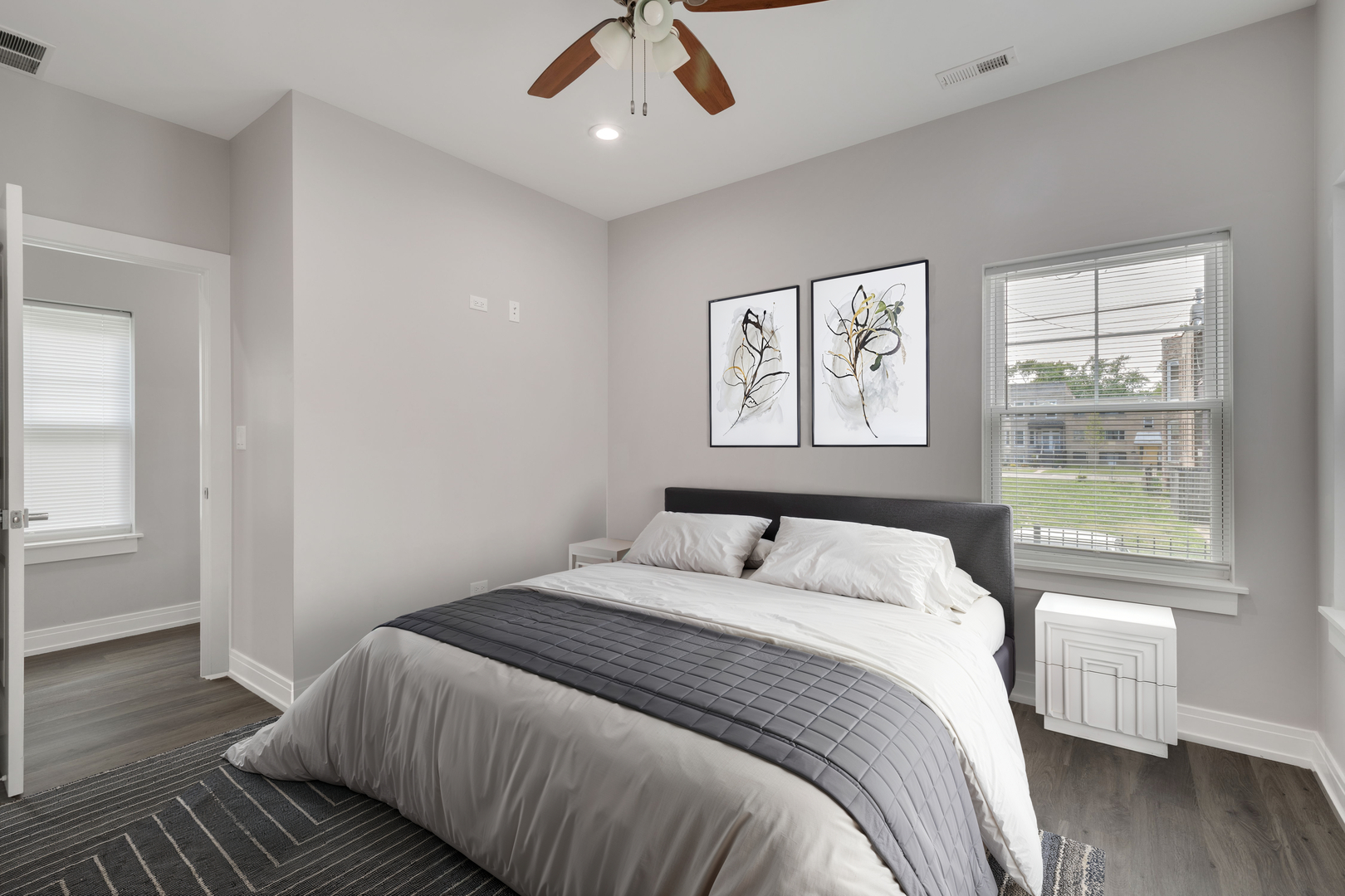 6418 South Champlain Avenue Chicago IL 60637
