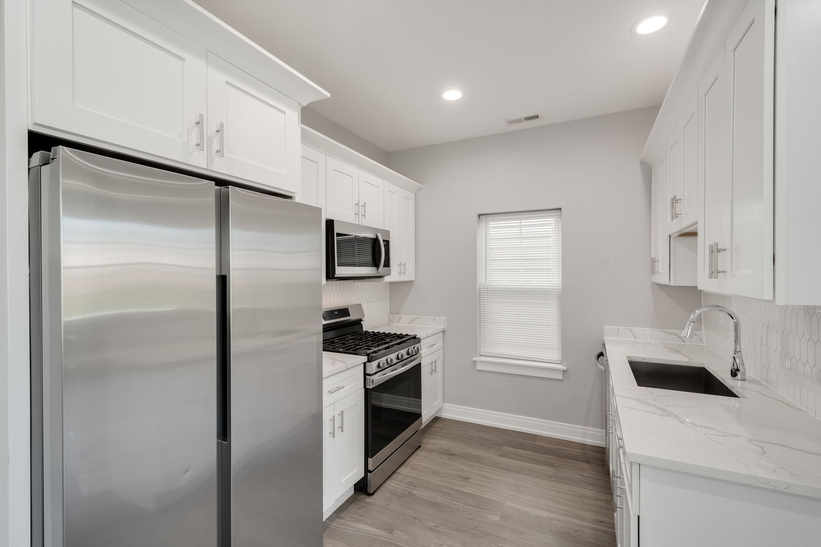 6418 South Champlain Avenue Chicago IL 60637