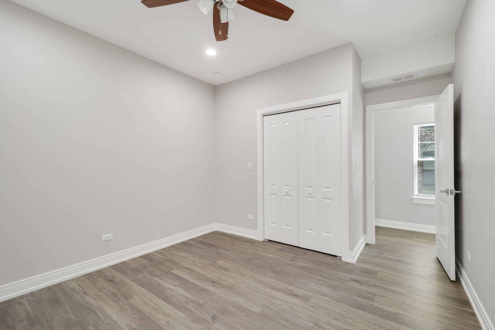 6418 South Champlain Avenue Chicago IL 60637