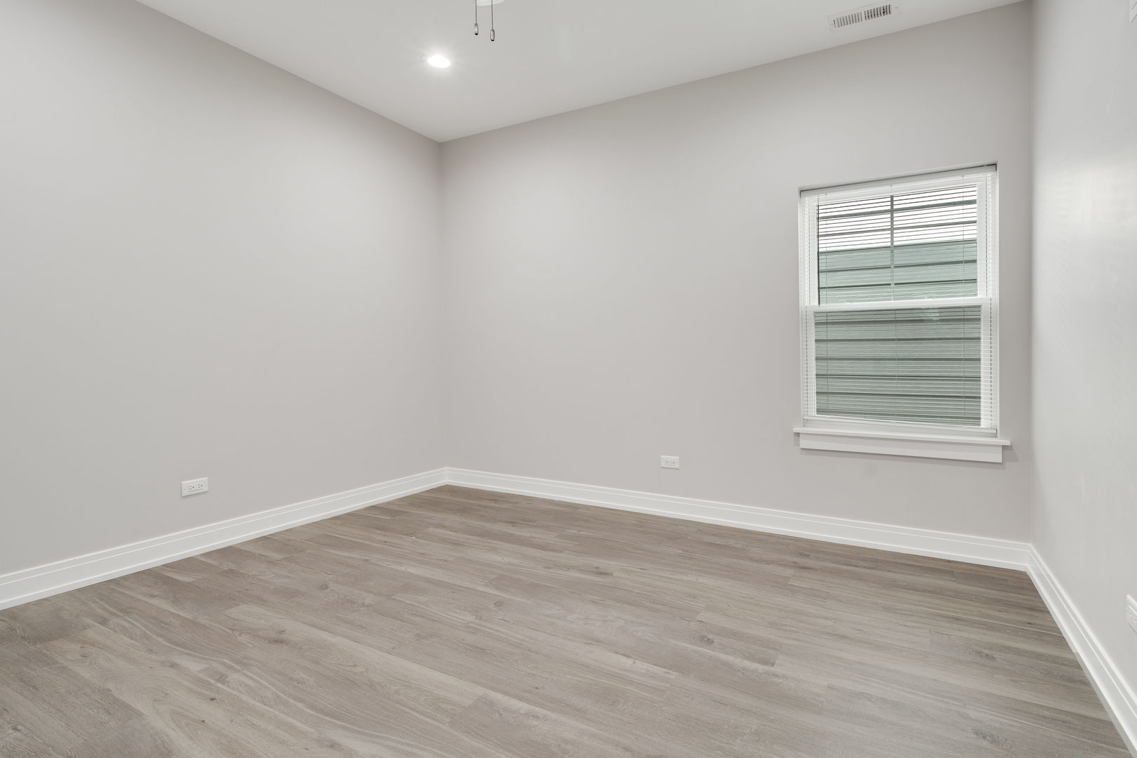 6418 South Champlain Avenue Chicago IL 60637