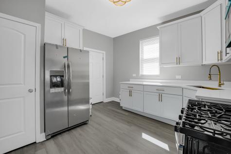 6621 South Green Street Chicago IL 60621