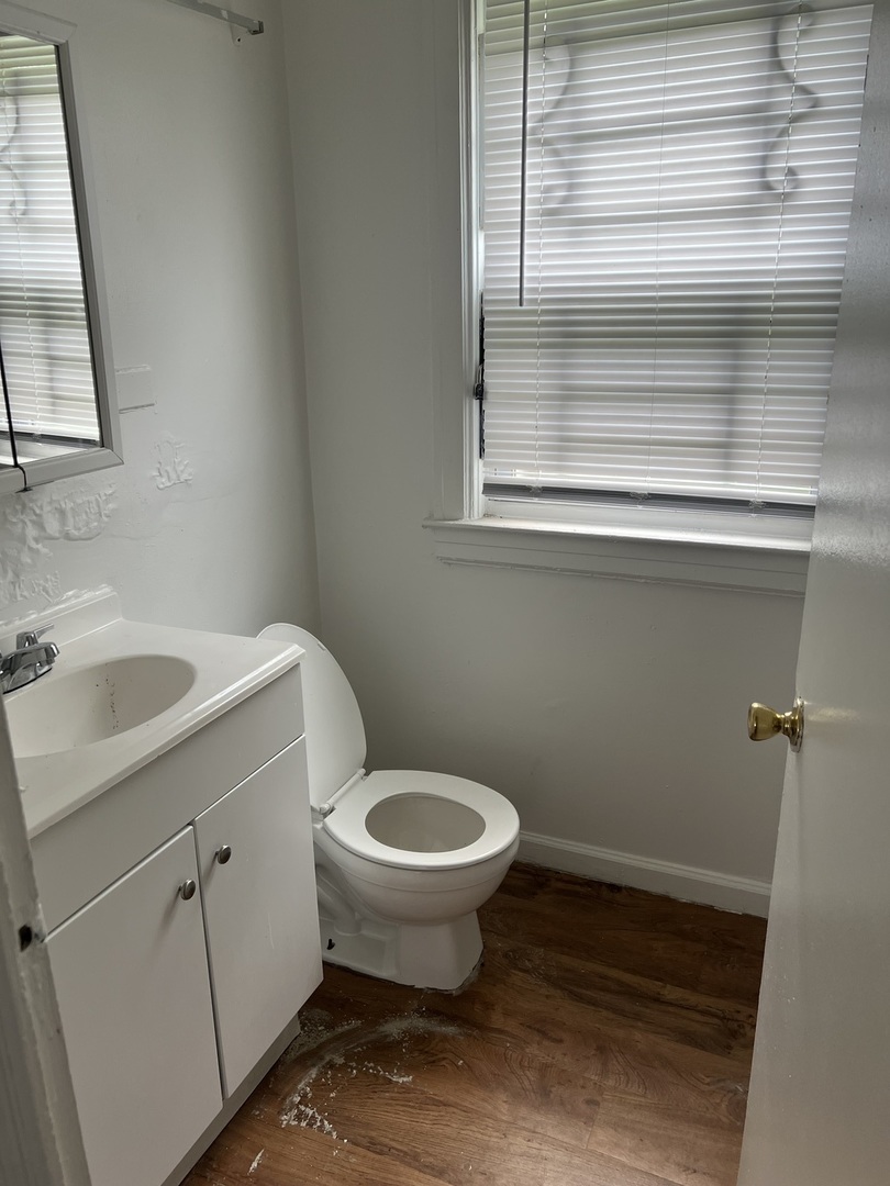 8143 South Colfax Avenue Chicago IL 60617