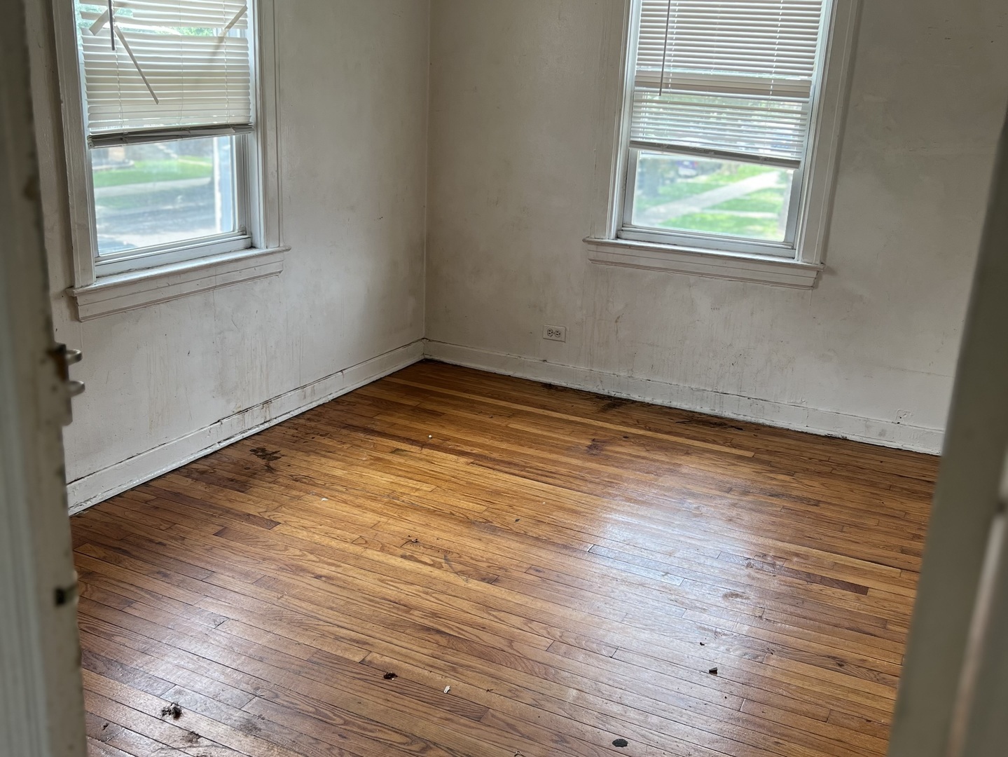 8143 South Colfax Avenue Chicago IL 60617