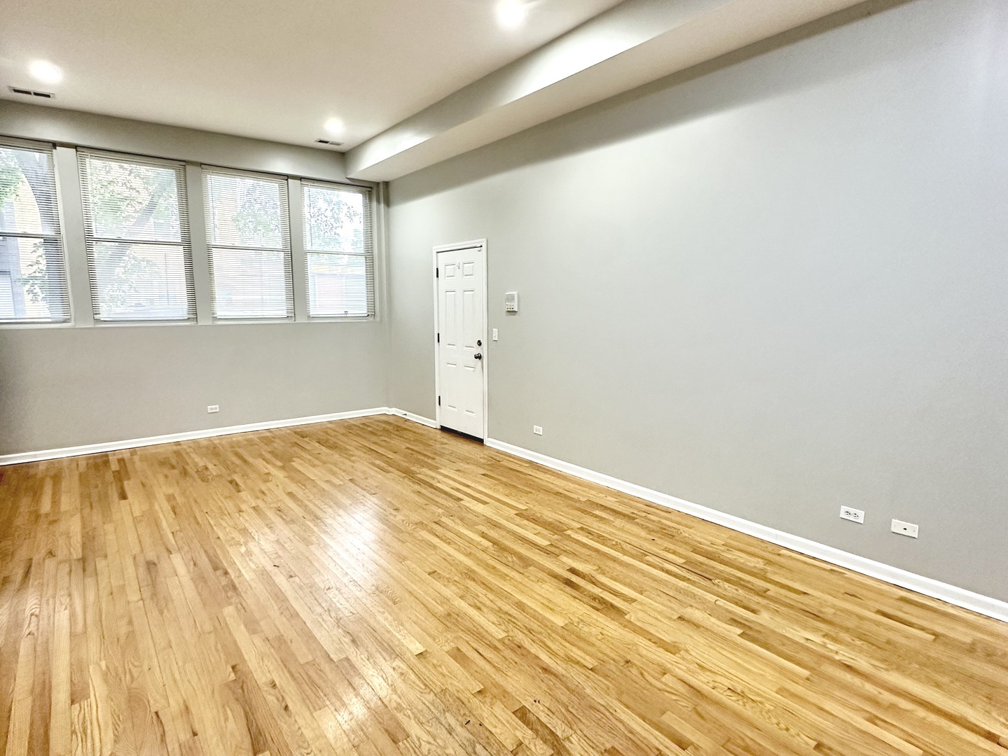 2438 North Laramie Avenue Chicago IL 60639