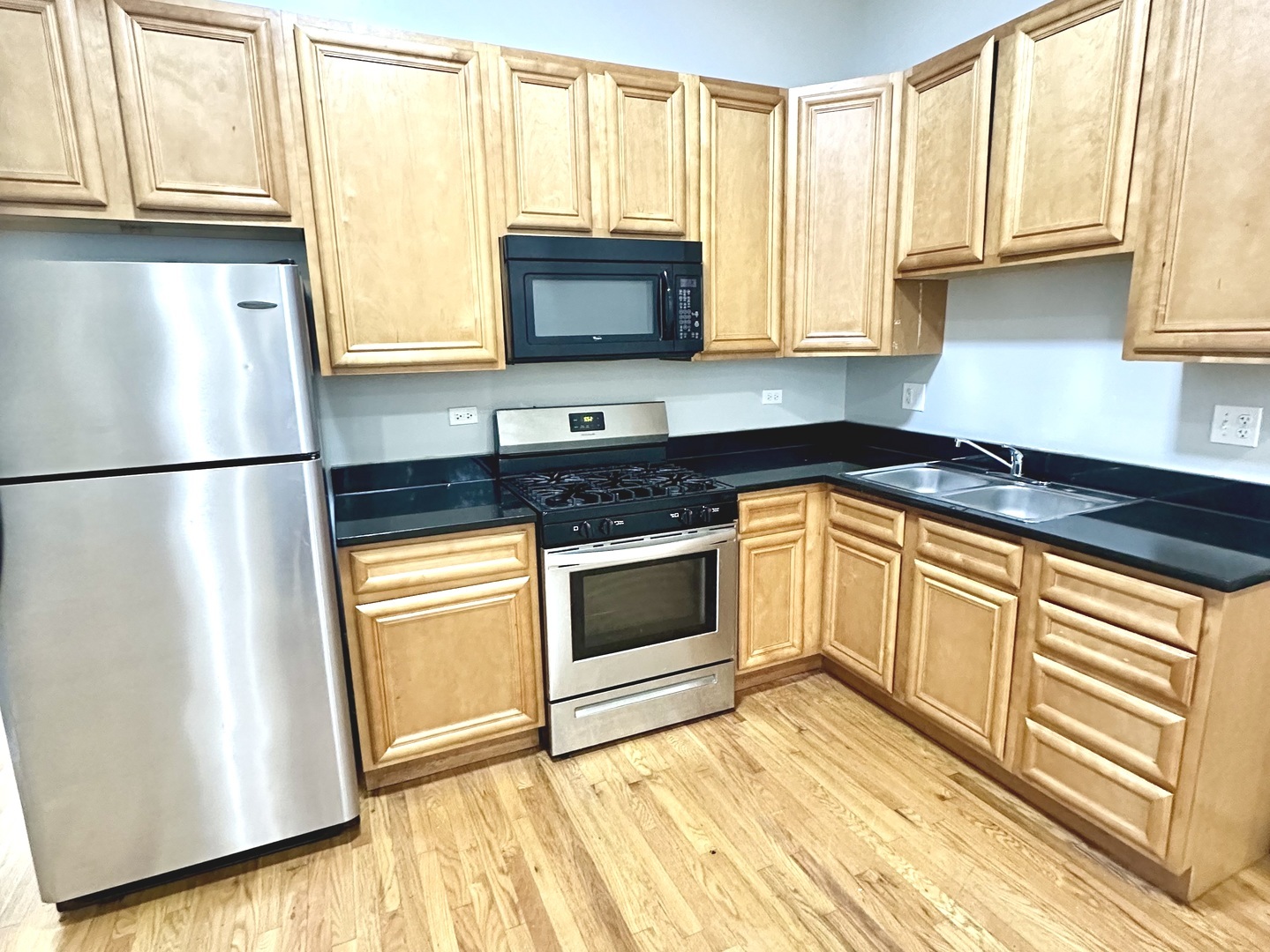2438 North Laramie Avenue Chicago IL 60639