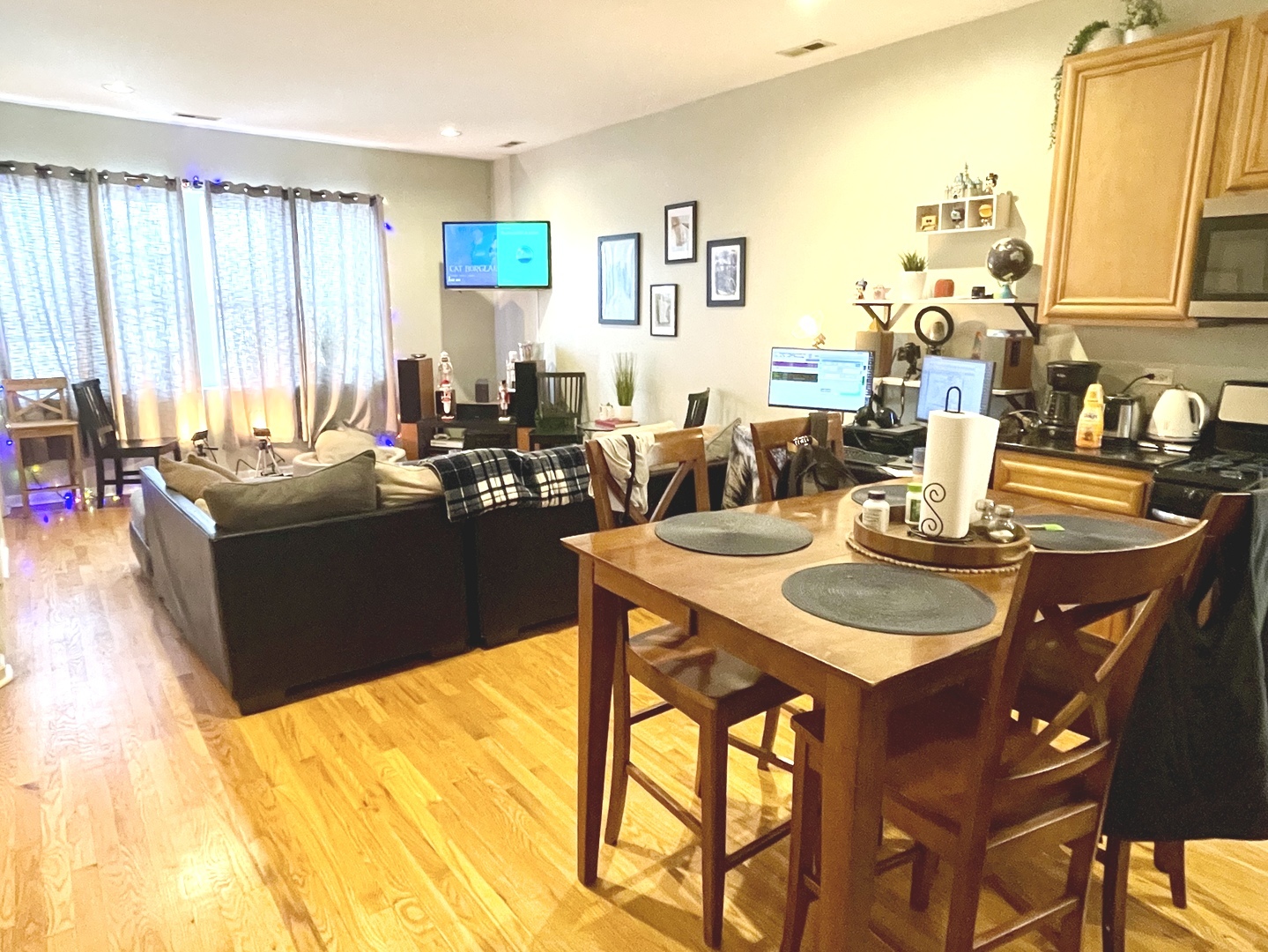 2438 North Laramie Avenue Chicago IL 60639