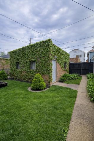6733 South Maplewood Avenue Chicago IL 60629
