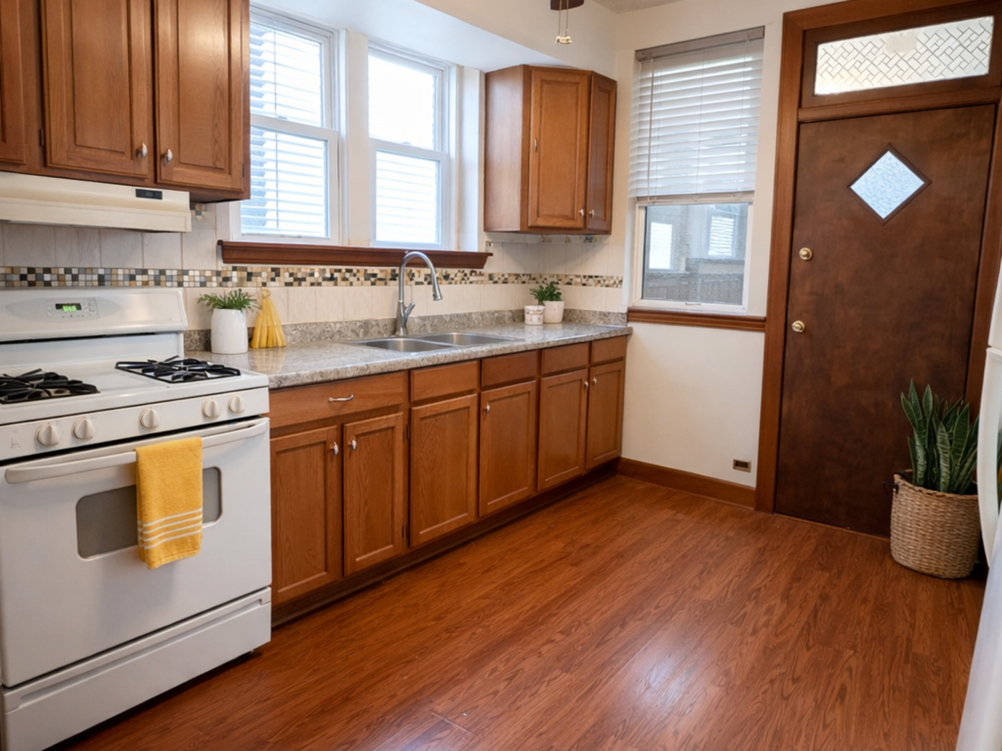 6733 South Maplewood Avenue Chicago IL 60629