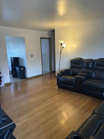 9270 North Courtland Drive Niles IL 60714