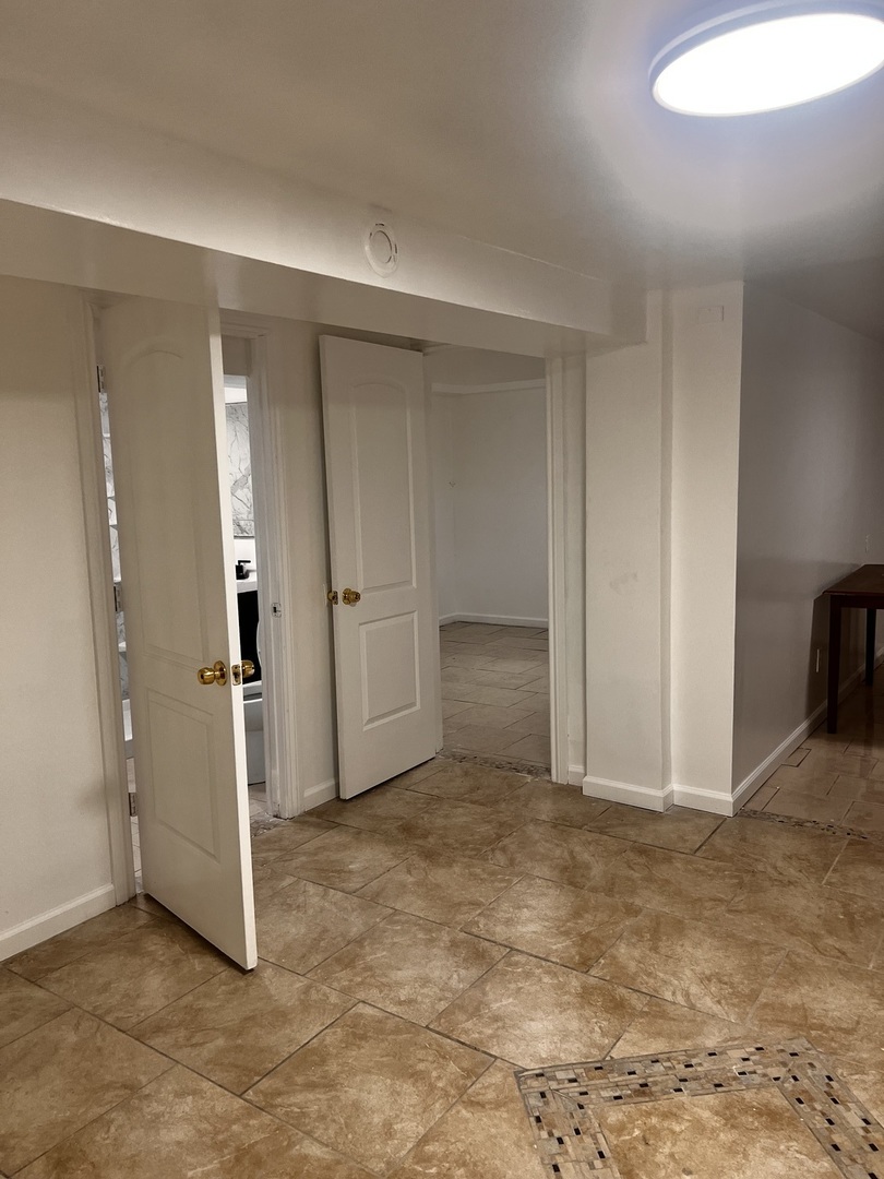 6113 South Sacramento Avenue Chicago IL 60629