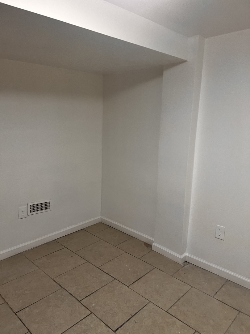 6113 South Sacramento Avenue Chicago IL 60629